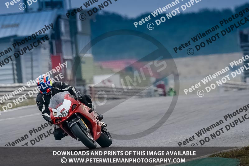 enduro digital images;event digital images;eventdigitalimages;no limits trackdays;peter wileman photography;racing digital images;snetterton;snetterton no limits trackday;snetterton photographs;snetterton trackday photographs;trackday digital images;trackday photos
